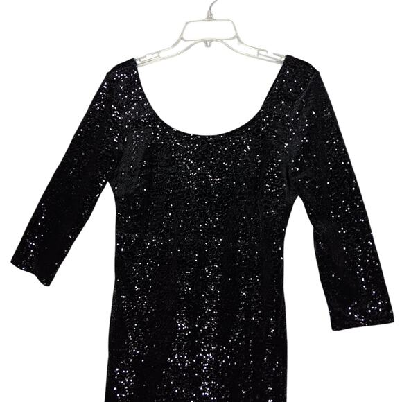 Sequined Cocktail Dress Size Small Bodycon Low Back Black 3/4 Sleeves No Tags - Picture 6 of 11